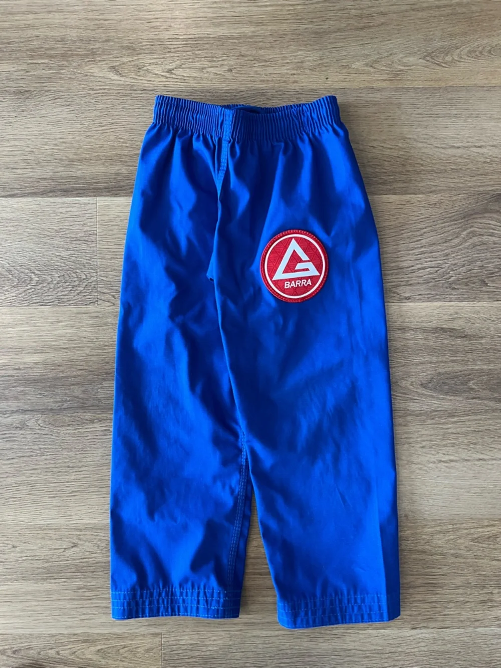 Gracie Barra Kids Jiu Jitsu Kimono - Picture 7 of 8